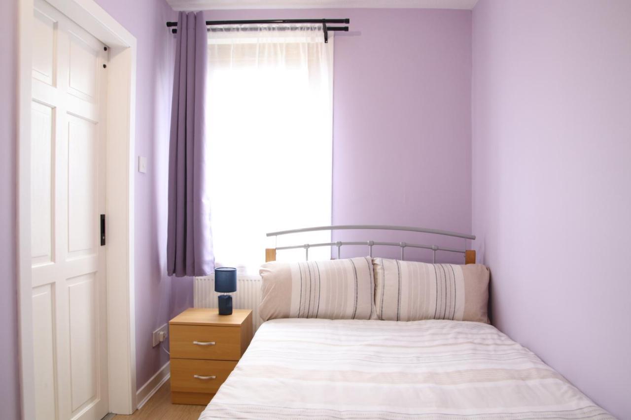 Aria Lodging Inverness Bagian luar foto