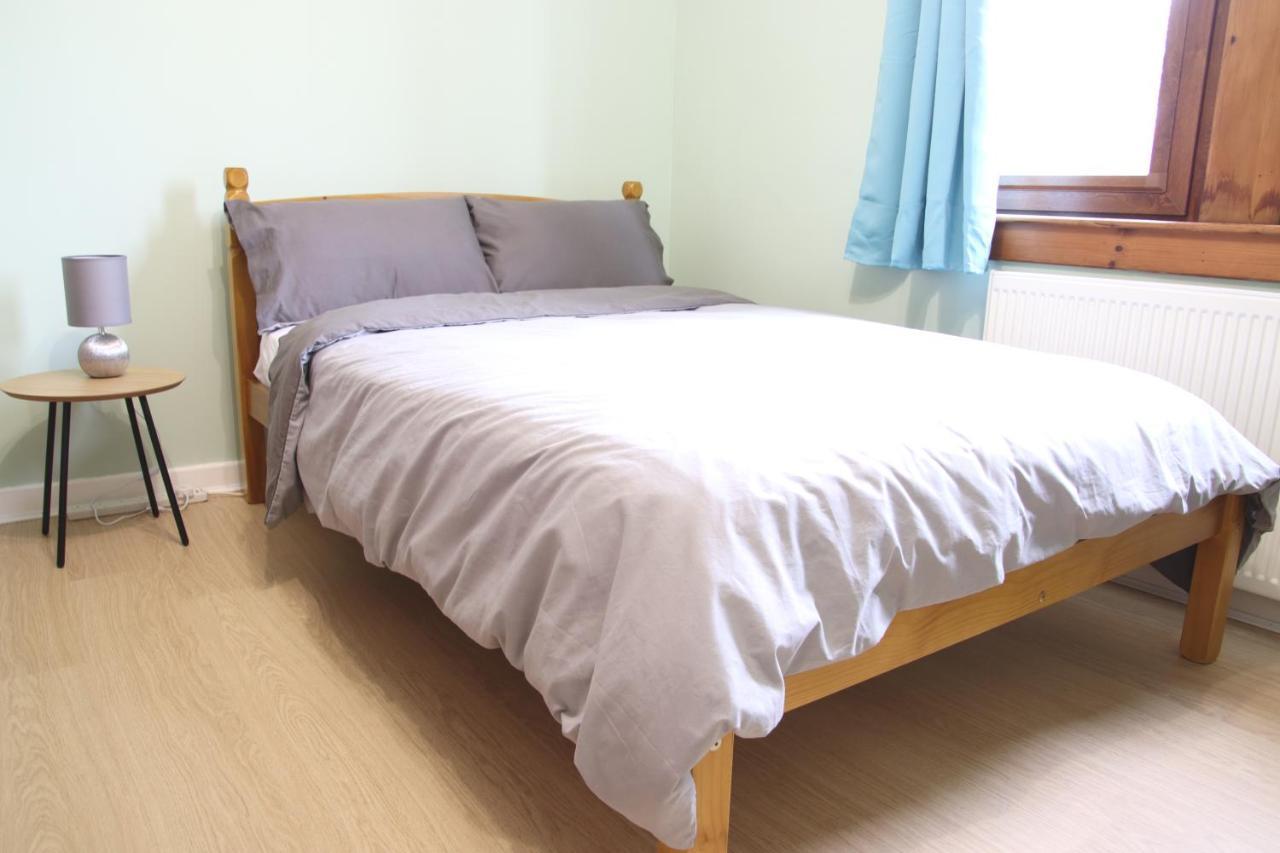 Aria Lodging Inverness Bagian luar foto